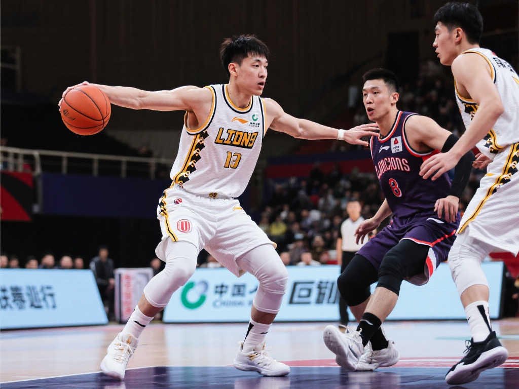 他不仅抓住 他不仅抓住